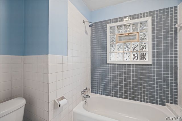 249 77th Street, Niagara Falls, NY 14304