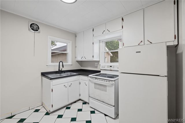 249 77th Street, Niagara Falls, NY 14304