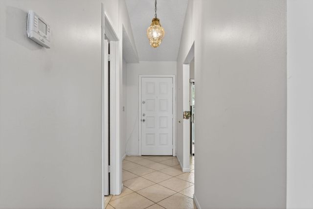3210 S Carambola Cir Circle S, Coconut Creek, FL 33066