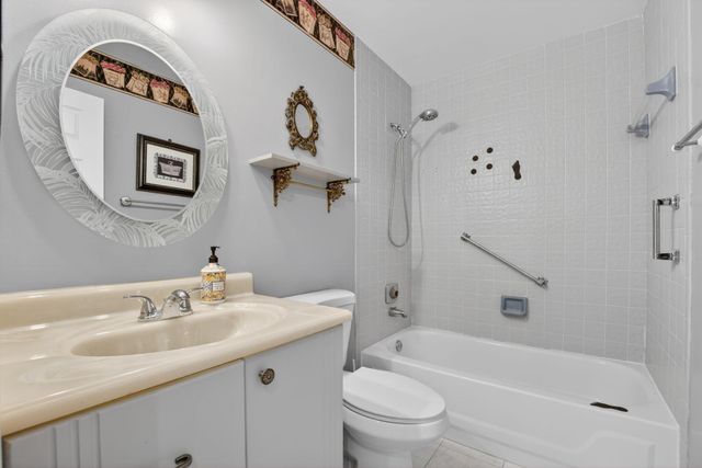 3210 S Carambola Cir Circle S, Coconut Creek, FL 33066