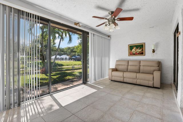 3210 S Carambola Cir Circle S, Coconut Creek, FL 33066