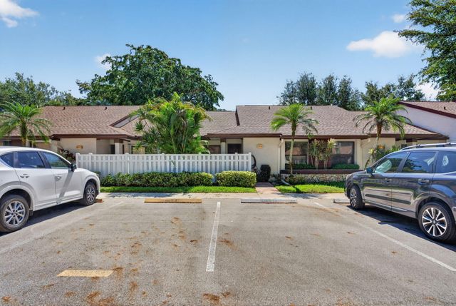 3210 S Carambola Cir Circle S, Coconut Creek, FL 33066