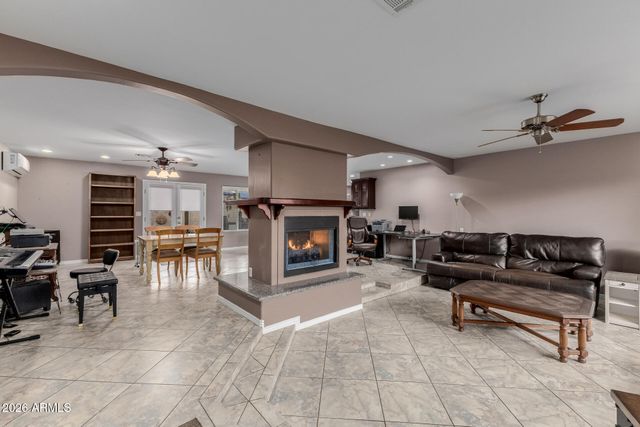802 W CARIBBEAN Lane, Phoenix, AZ 85023