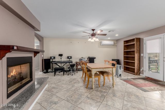 802 W CARIBBEAN Lane, Phoenix, AZ 85023