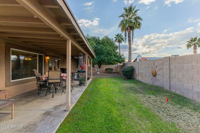 802 W CARIBBEAN Lane, Phoenix, AZ 85023