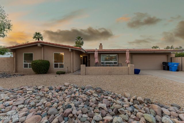 802 W CARIBBEAN Lane, Phoenix, AZ 85023