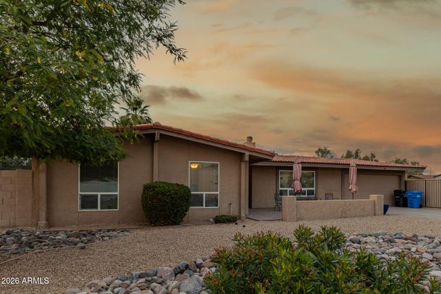 802 W CARIBBEAN Lane, Phoenix, AZ 85023