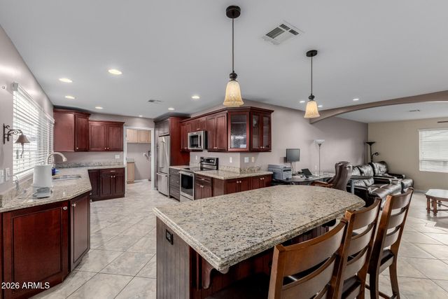 802 W CARIBBEAN Lane, Phoenix, AZ 85023