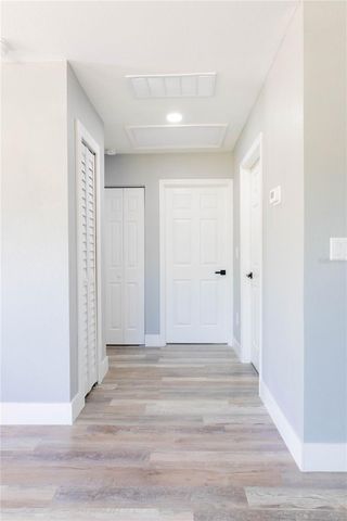 2710 W CYPRESS STREET, Tampa, FL 33609