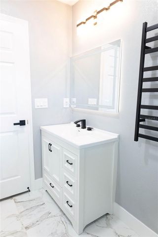 2710 W CYPRESS STREET, Tampa, FL 33609