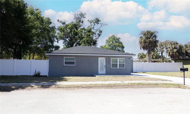 2710 W CYPRESS STREET, Tampa, FL 33609