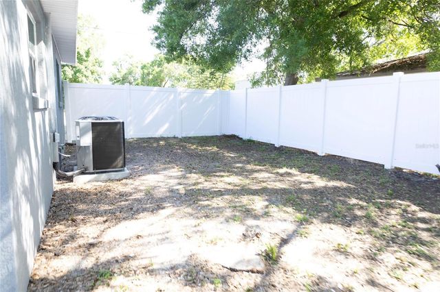 2710 W CYPRESS STREET, Tampa, FL 33609