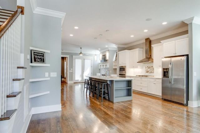 1312 15th Ave, S, Nashville, TN 37212