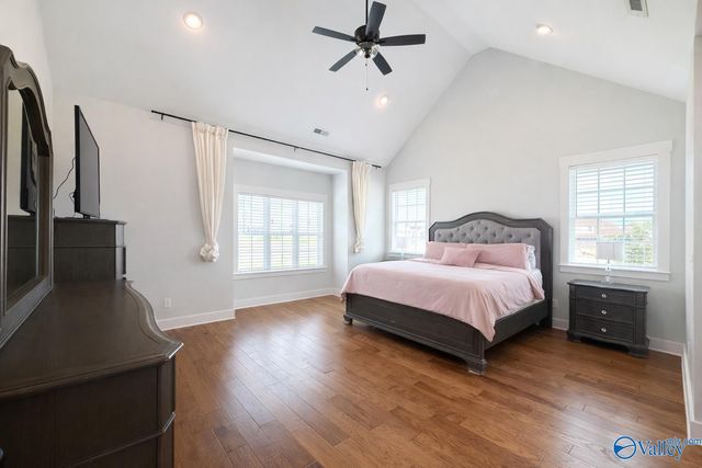 200 Midvale Circle, Harvest, AL 35749