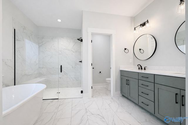 200 Midvale Circle, Harvest, AL 35749