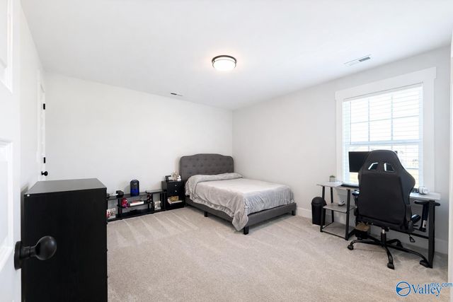 200 Midvale Circle, Harvest, AL 35749