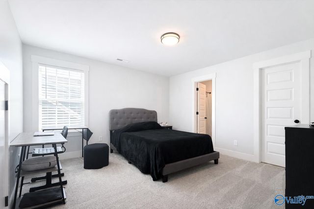 200 Midvale Circle, Harvest, AL 35749