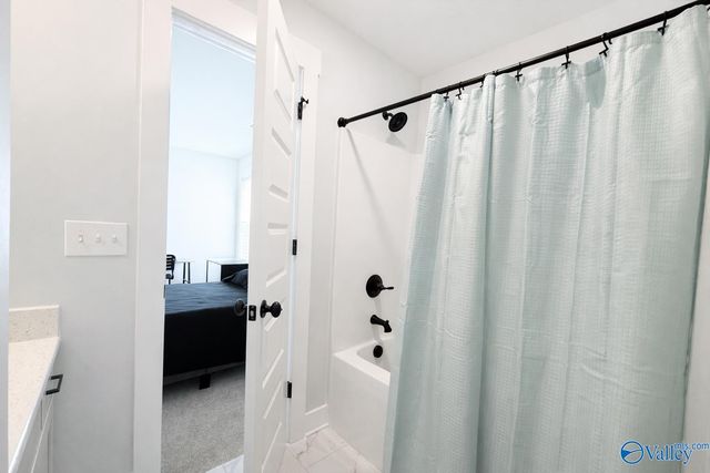 200 Midvale Circle, Harvest, AL 35749