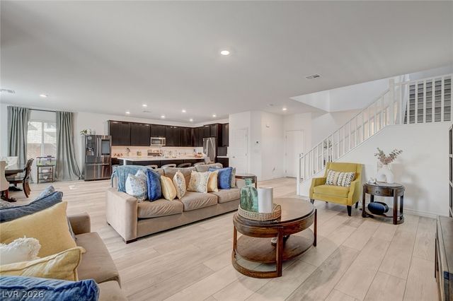 7069 Range Valley Street, North Las Vegas, NV 89084
