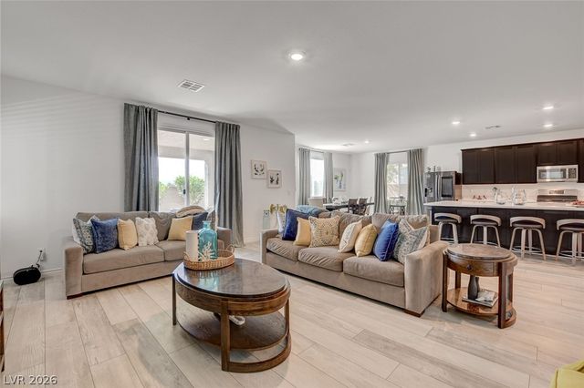 7069 Range Valley Street, North Las Vegas, NV 89084