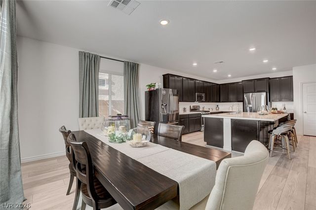 7069 Range Valley Street, North Las Vegas, NV 89084