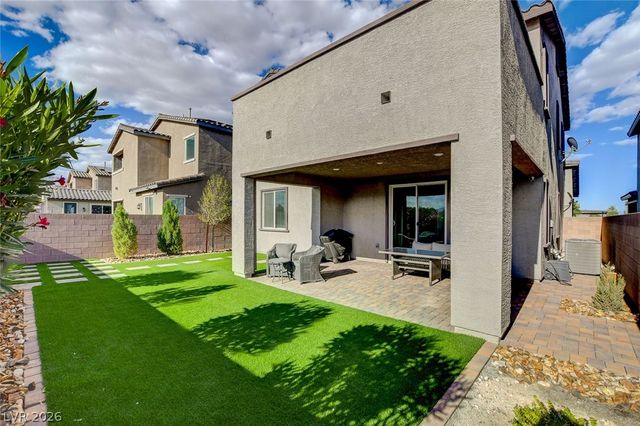 7069 Range Valley Street, North Las Vegas, NV 89084