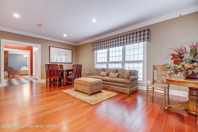 2223 S Ong Street, Amarillo, TX 79109