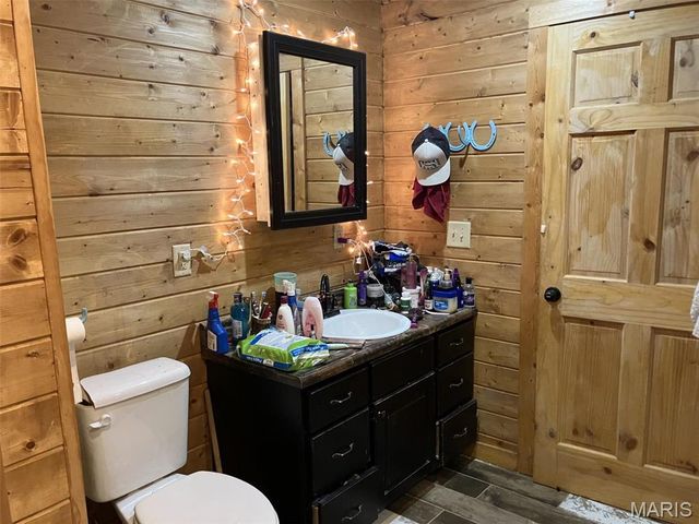 21205 CO. RD. 249, Bloomfield, MO 63825