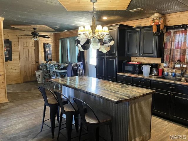 21205 CO. RD. 249, Bloomfield, MO 63825