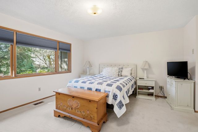 407 W 29th Ave, Spokane, WA 99203