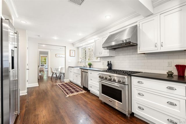 3 Forest Lane, Scarsdale, NY 10583