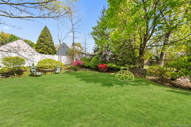 3 Forest Lane, Scarsdale, NY 10583