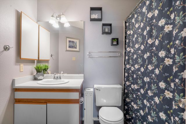 1379 Fireweed Drive NE, Rio Rancho, NM 87144