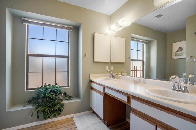 1379 Fireweed Drive NE, Rio Rancho, NM 87144