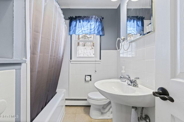 164 Cranes Hollow Road, Amsterdam, NY 12010