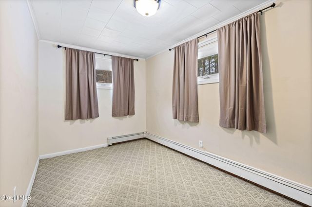 164 Cranes Hollow Road, Amsterdam, NY 12010