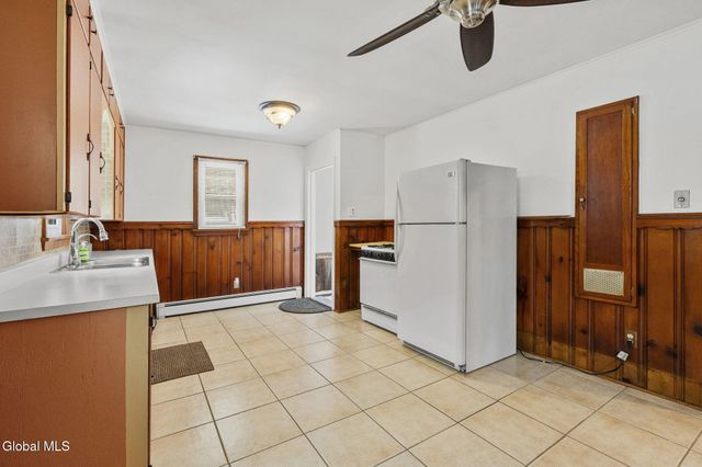 164 Cranes Hollow Road, Amsterdam, NY 12010