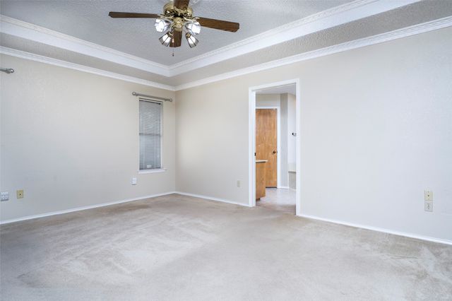 6202 Sandybrook Drive, Arlington, TX 76001