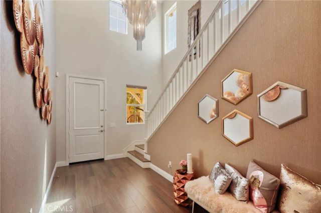 111 Bumblebee, Irvine, CA 92618