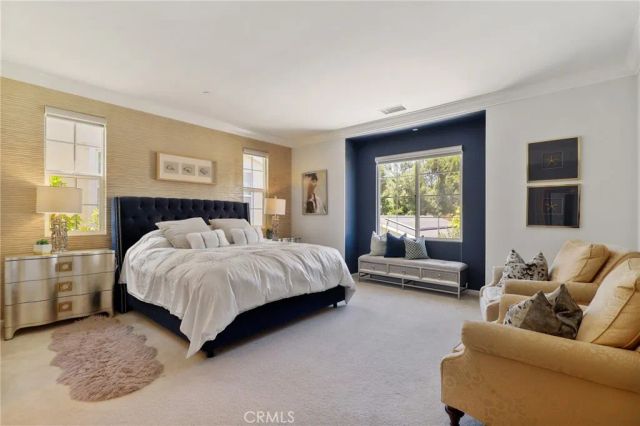111 Bumblebee, Irvine, CA 92618
