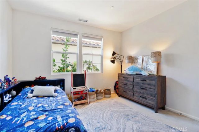 111 Bumblebee, Irvine, CA 92618