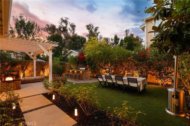 111 Bumblebee, Irvine, CA 92618