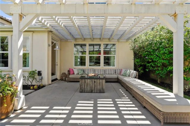 111 Bumblebee, Irvine, CA 92618