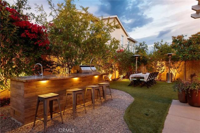 111 Bumblebee, Irvine, CA 92618