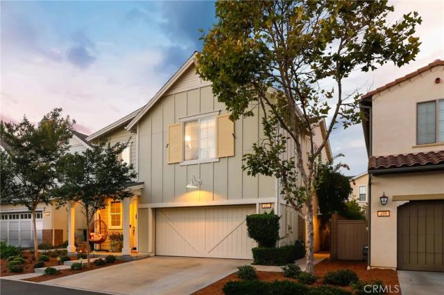 111 Bumblebee, Irvine, CA 92618