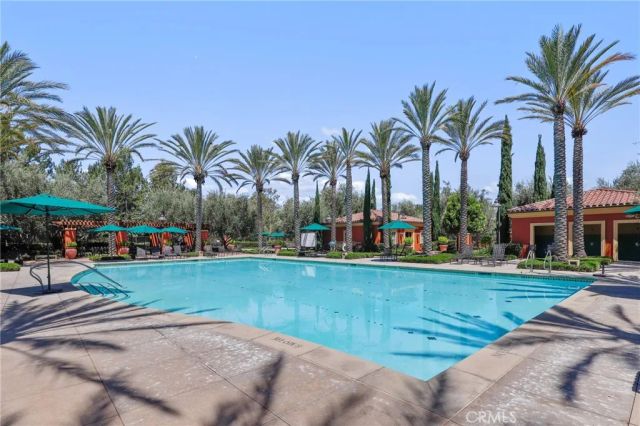 111 Bumblebee, Irvine, CA 92618