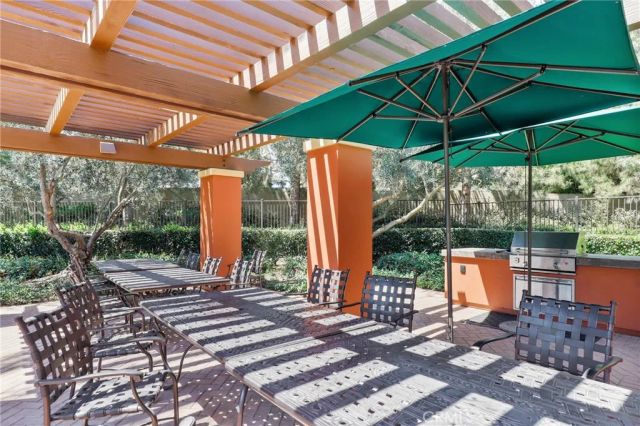 111 Bumblebee, Irvine, CA 92618