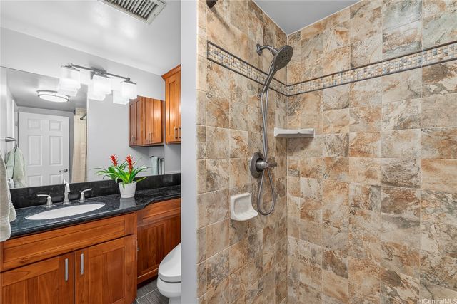 1610 Kanunu Street 1104, Honolulu, HI 96814