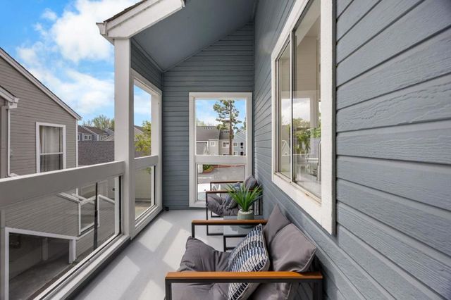 849 Portwalk Place, Redwood City, CA 94065