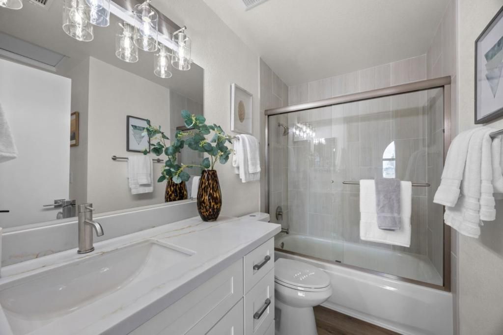 Image 19 of property listing at 849 Portwalk Place, Redwood City, CA 94065